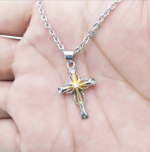 Octagonal Star Cross Alloy Pendant - Image 3